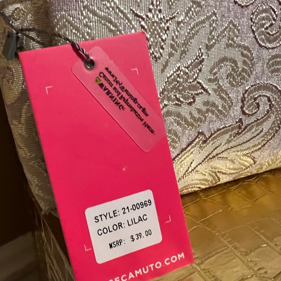 Vince Camuto Pink and Gold Embossed Cosmetics Bag NWT - Picture 7 of 10